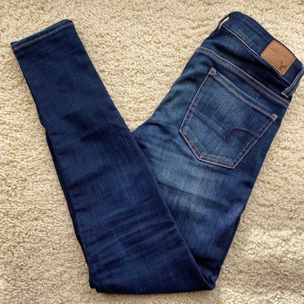 american eagle dark wash skinny jeans